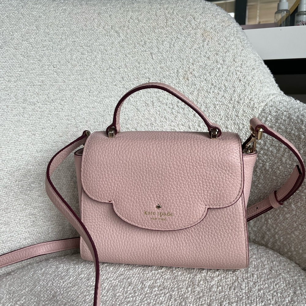 Kate Spade Vintage Light Pink Scallop Cross Body Purse